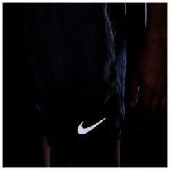 Nike Boy's Challenger Training Shorts - Laufshorts 15 Nike Boy's Challenger Training Shorts - Laufshorts -Rip Curl-Laden nike boys challenger training shorts laufshorts detail 6