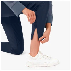 On Women's Lightweight Pants - Trainingshose -Rip Curl-Laden on womens lightweight pants trainingshose detail 6