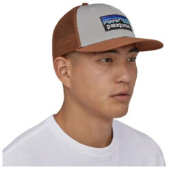 Patagonia P-6 Logo Trucker Hat - Cap -Rip Curl-Laden patagonia p 6 logo trucker hat cap detail 4