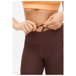 Röhnisch Women's Flattering High Waist Bike Tights - Shorts -Rip Curl-Laden roehnisch womens flattering high waist bike tights shorts detail 6