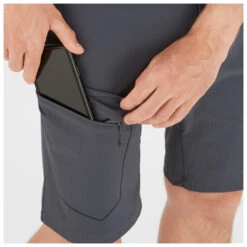 Salomon Wayfarer Shorts - Shorts -Rip Curl-Laden salomon wayfarer shorts shorts detail 4