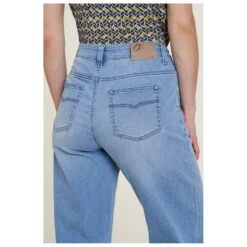 Women's Cropped Jeans Aus Bio-Denim - Jeans -Rip Curl-Laden tranquillo womens cropped jeans aus bio denim jeans detail 5